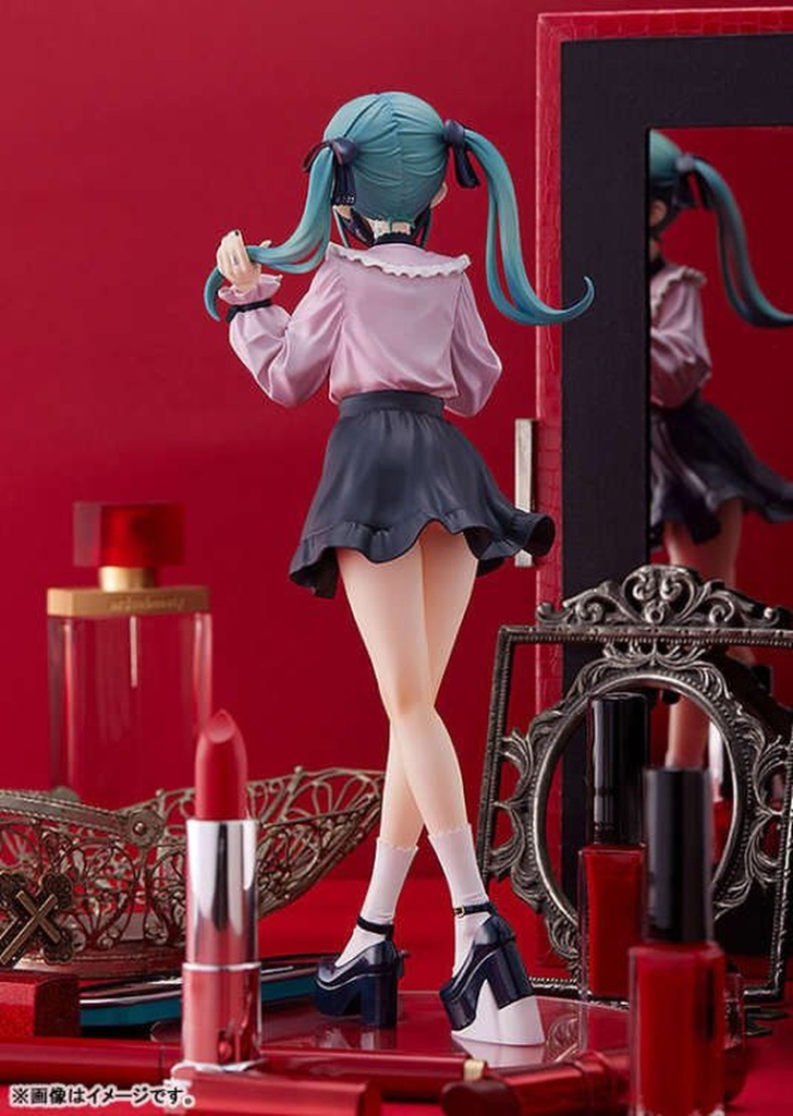 POP UP PARADE Hatsune Miku Character Vocal Series 01 Vampire Ver